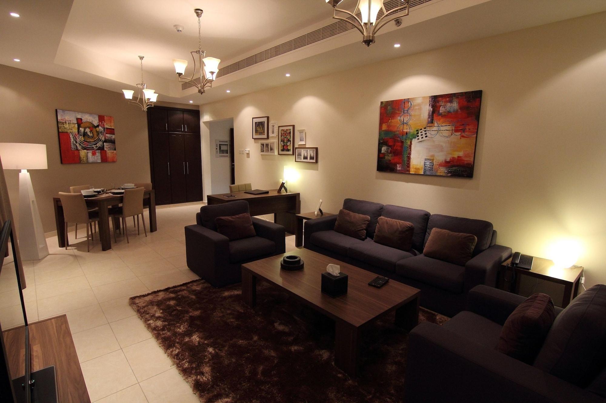 Home To Home Apartments Dubai Esterno foto