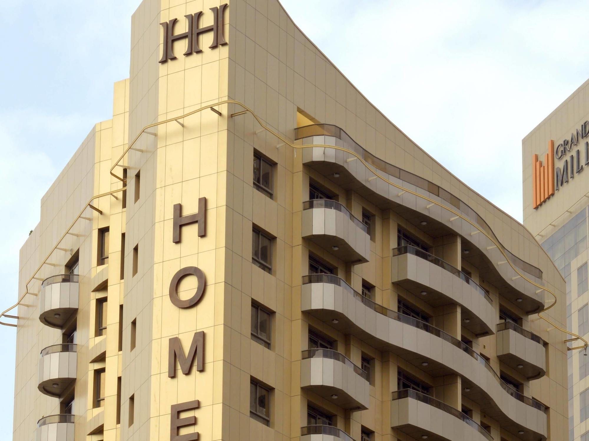 Home To Home Apartments Dubai Esterno foto